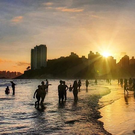 Apartamento Encantador No Guaruja, Praia Da Enseada - Apenas 600M Da Praia ! Extérieur photo