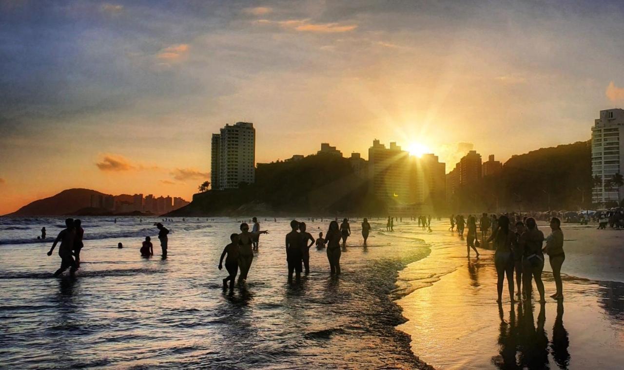 Apartamento Encantador No Guaruja, Praia Da Enseada - Apenas 600M Da Praia ! Extérieur photo