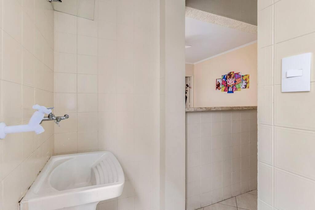 Apartamento Encantador No Guaruja, Praia Da Enseada - Apenas 600M Da Praia ! Extérieur photo
